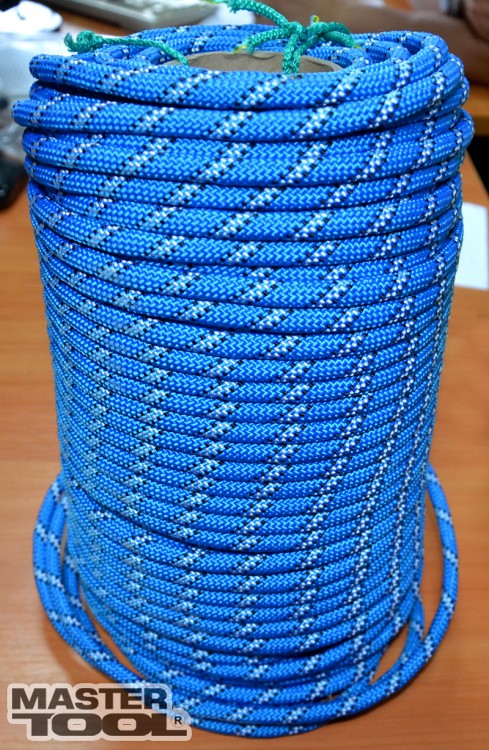 Шнур полипропиленовый MASTER TOOL 92-0430 (Д-109/d 10,0 мм/100 м)
