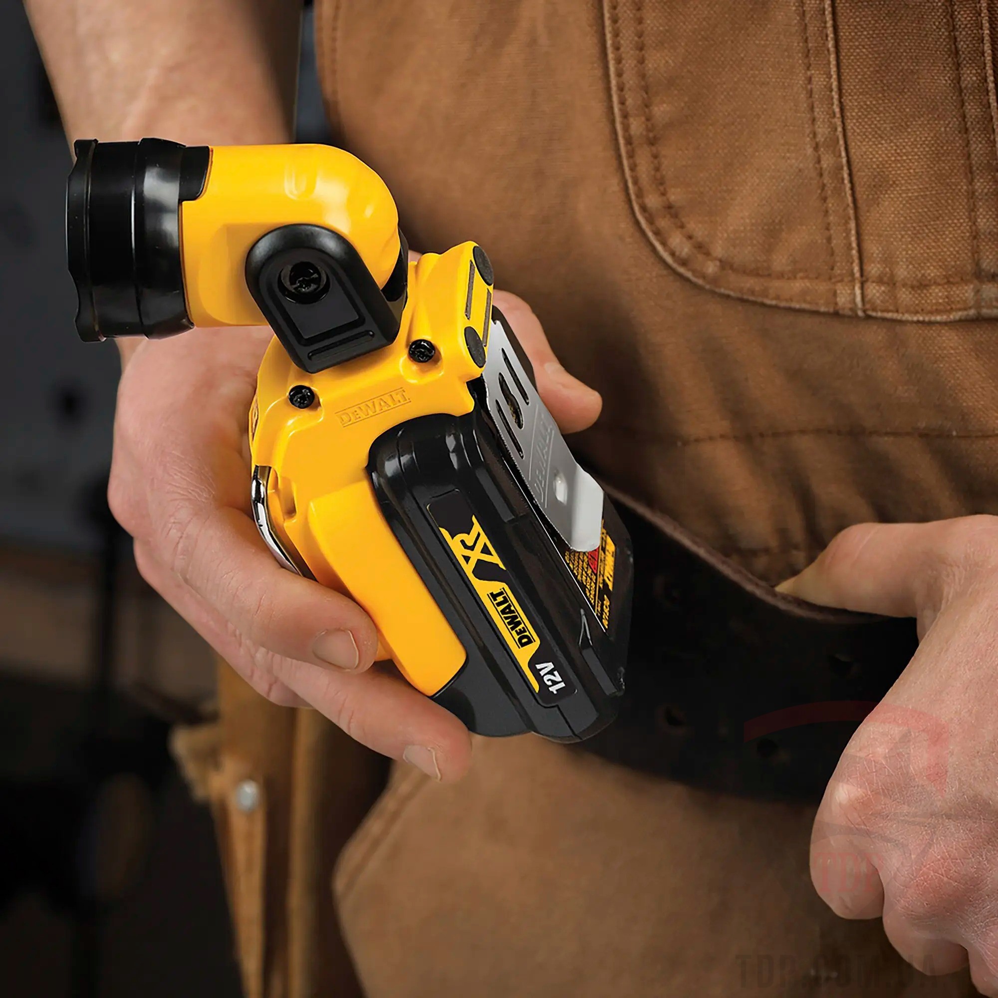 Ліхтар акумуляторний DeWALT Li-Ion 10.8В (DCL510N) - Фото №2