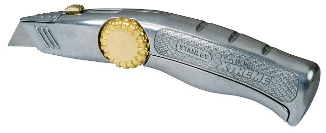 Нож с выдвижным лезвием Stanley 0-10-819 "FatMax Extreme"