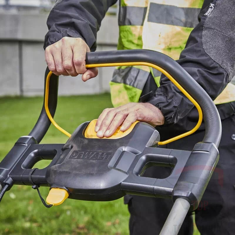 Газонокосарка акумуляторна DeWALT 2х18 В 5 Аг (DCMW564P2) - Фото №3
